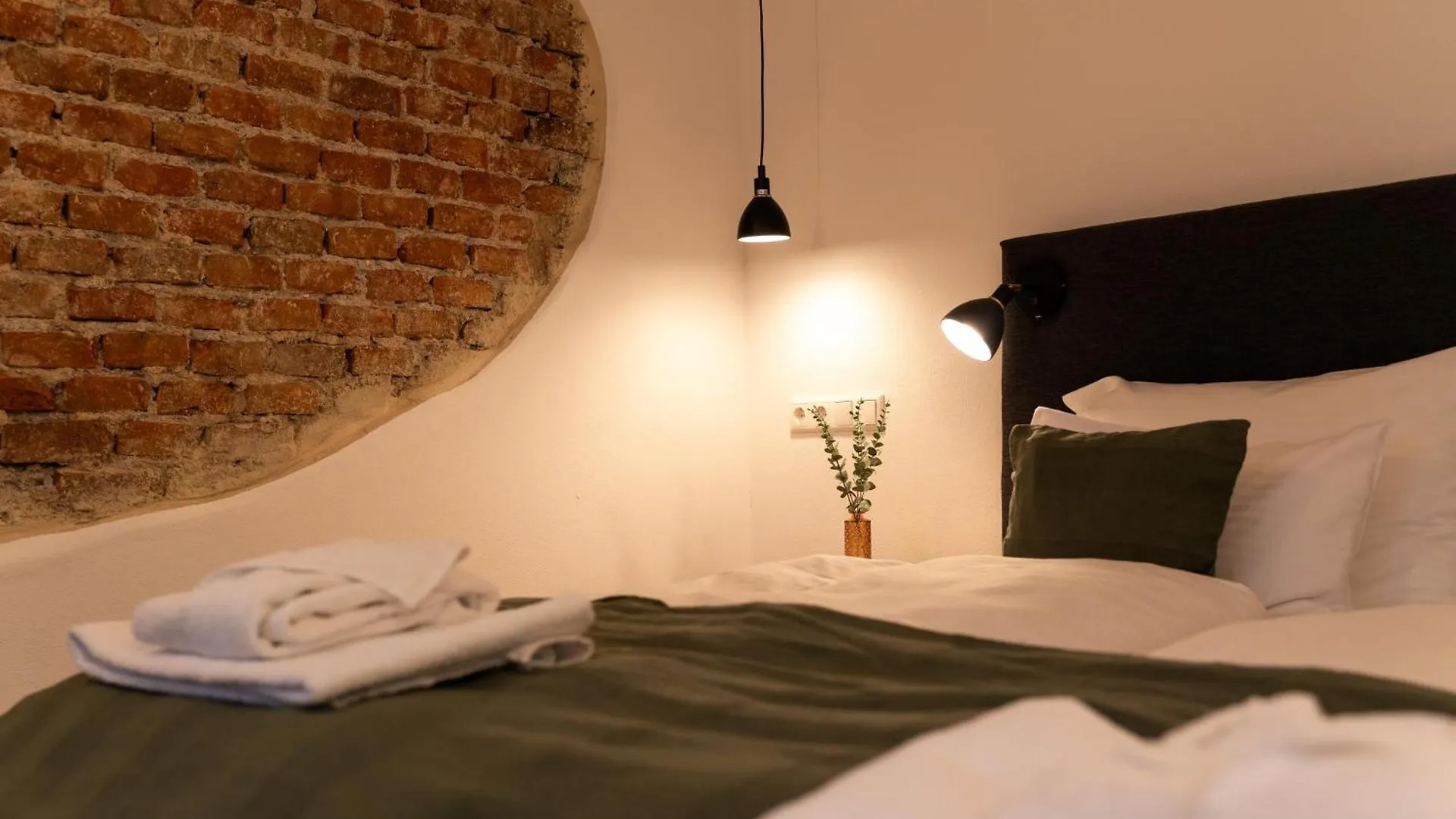 Dreamcation Altstadthotel Regensburg, Mikro Apartments Mit Kueche 0*, Regensburg Germany